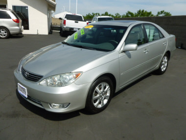 2005 Toyota Camry XLE