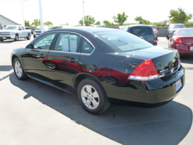 2011 Chevrolet Impala LT Sedan 4D