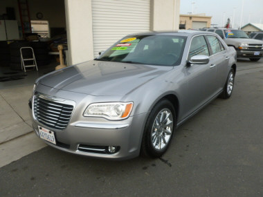 2013 Chrysler 300 300C Sedan 4D