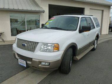 2004 Ford Expedition Eddie Bauer Sport Utility 4D